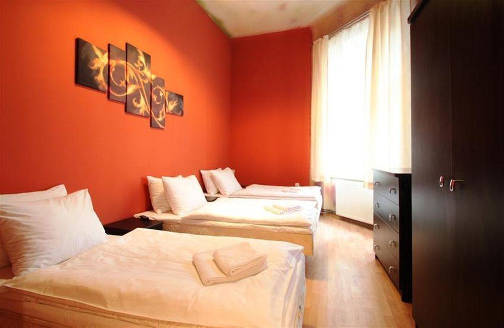 Navigator Apartments Красков Екстериор снимка