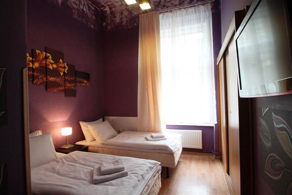 Navigator Apartments Красков Екстериор снимка