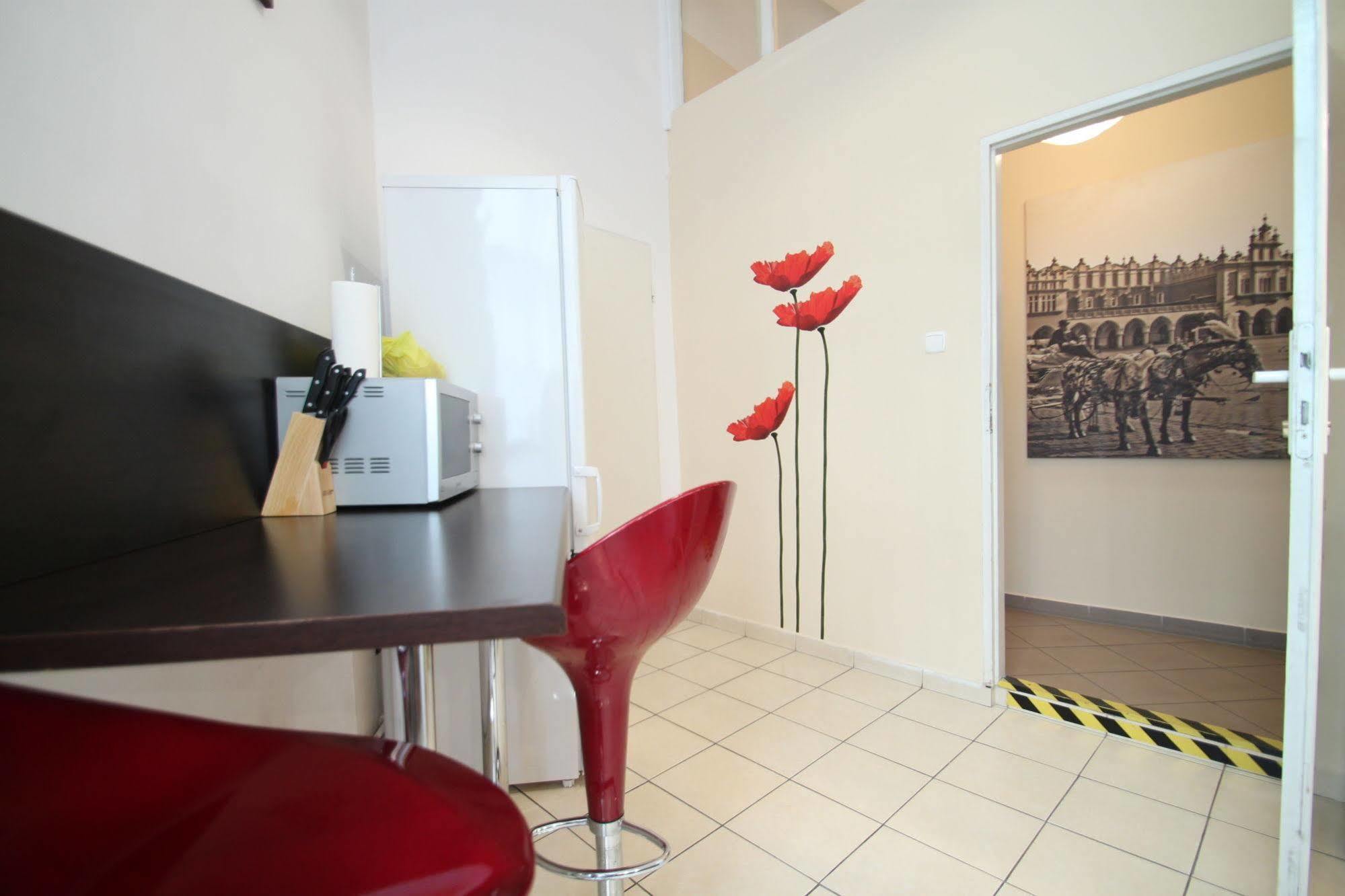 Navigator Apartments Красков Екстериор снимка