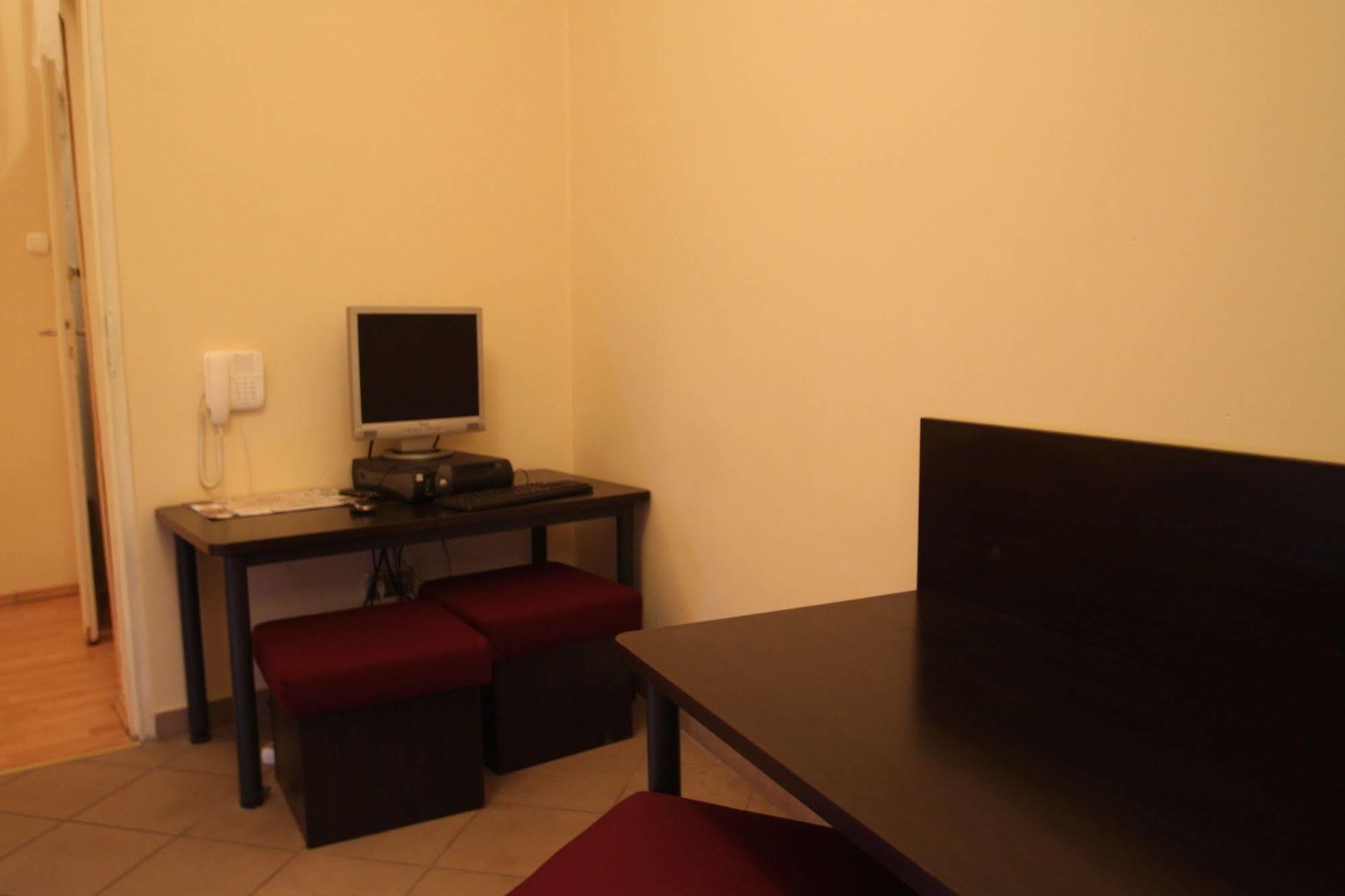 Navigator Apartments Красков Екстериор снимка