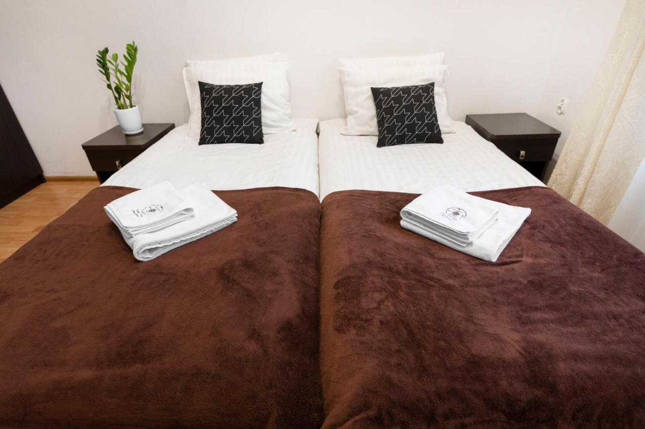 Navigator Apartments Красков Екстериор снимка
